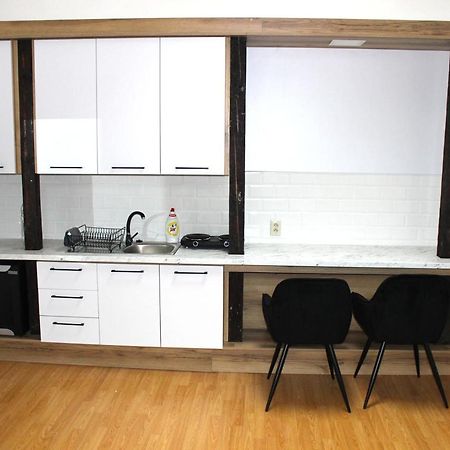 Krasny Priestranny Slnecny Apartman V Centre Mesta Trenčín Zewnętrze zdjęcie